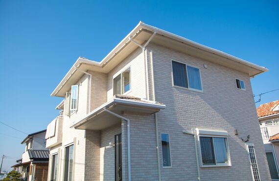 戸建て住宅の売却査定のご相談を承っています | 不動産を総合的に取り扱う川口市の株式会社サニーハウス