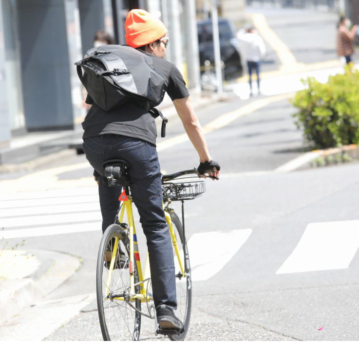 街中の自転車